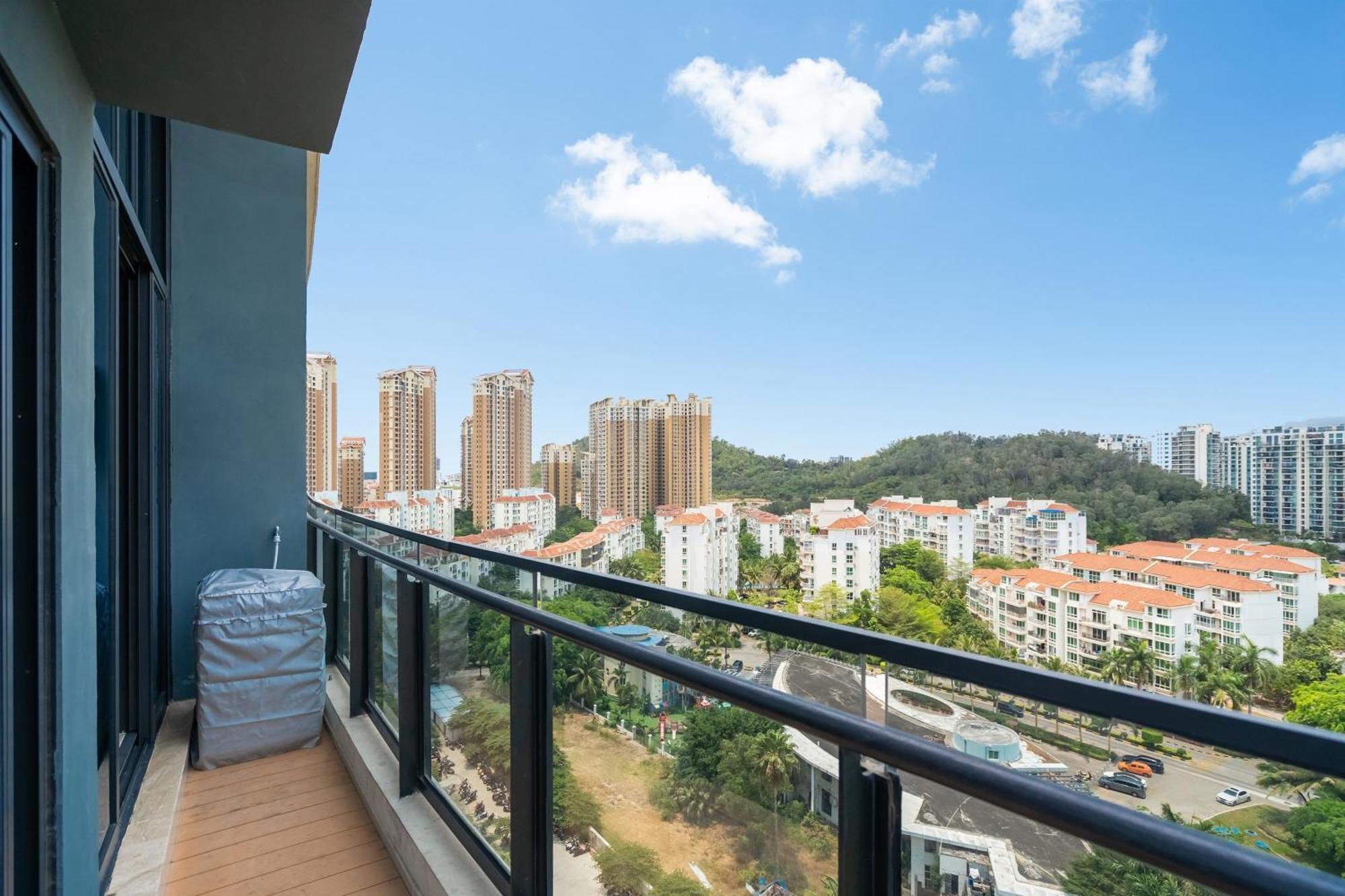 Poly Central Plaza By Boli At Sanya City Center#Near Joy City Exterior foto