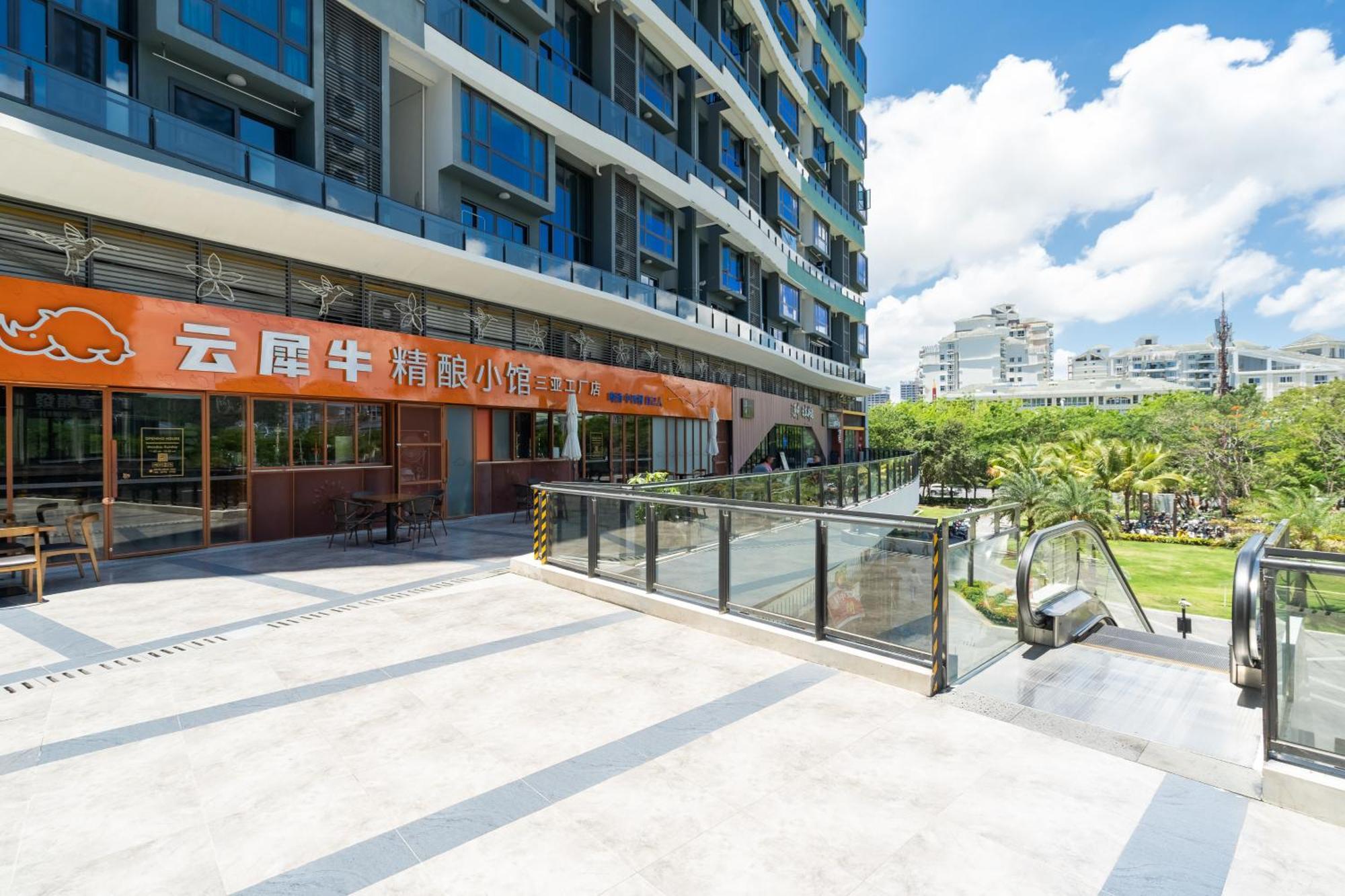 Poly Central Plaza By Boli At Sanya City Center#Near Joy City Exterior foto